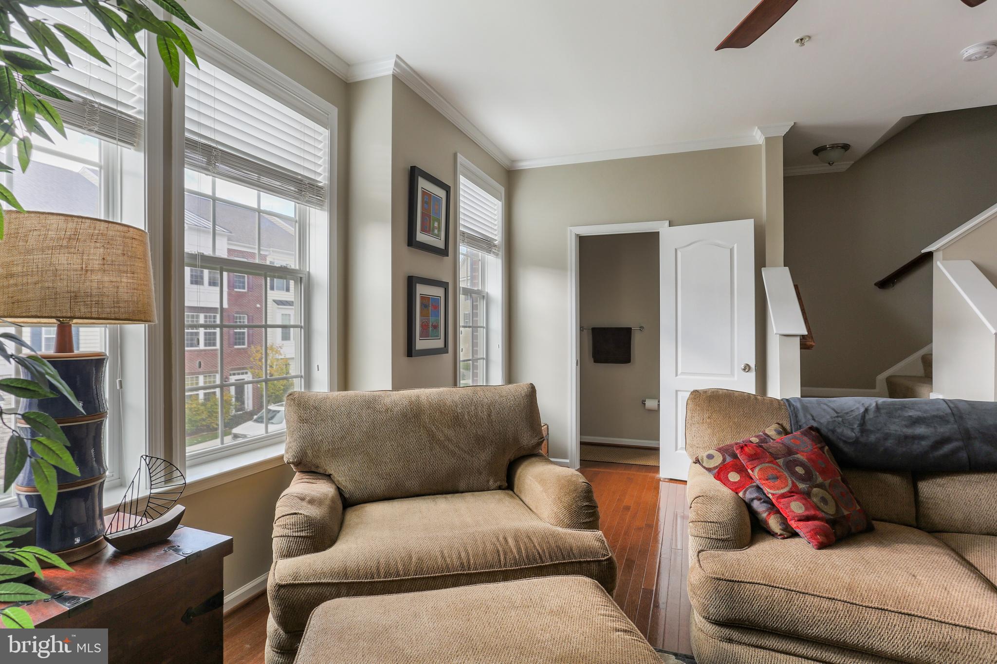 MARKET SQUARE - Residential