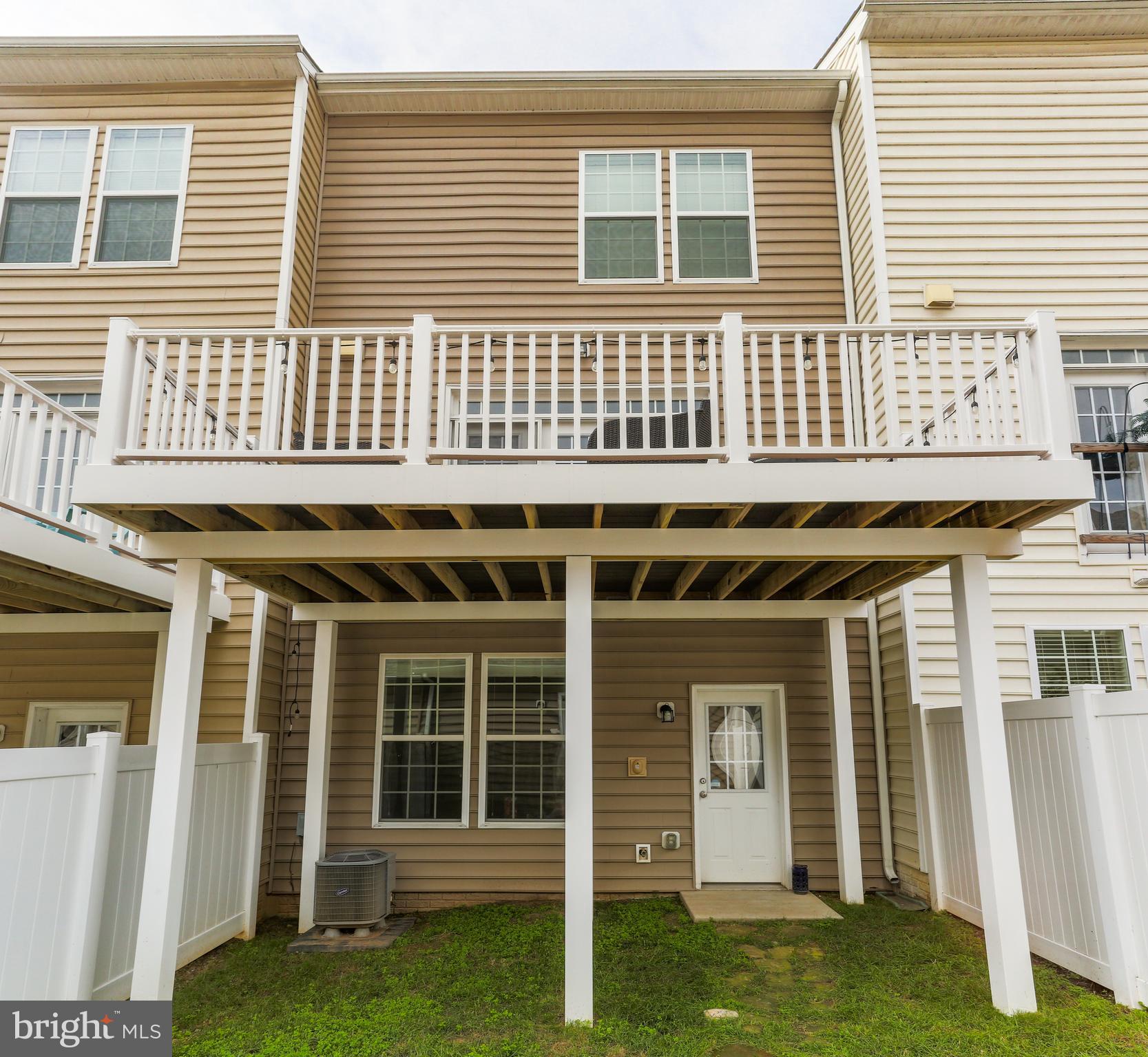 MARKET SQUARE - Residential