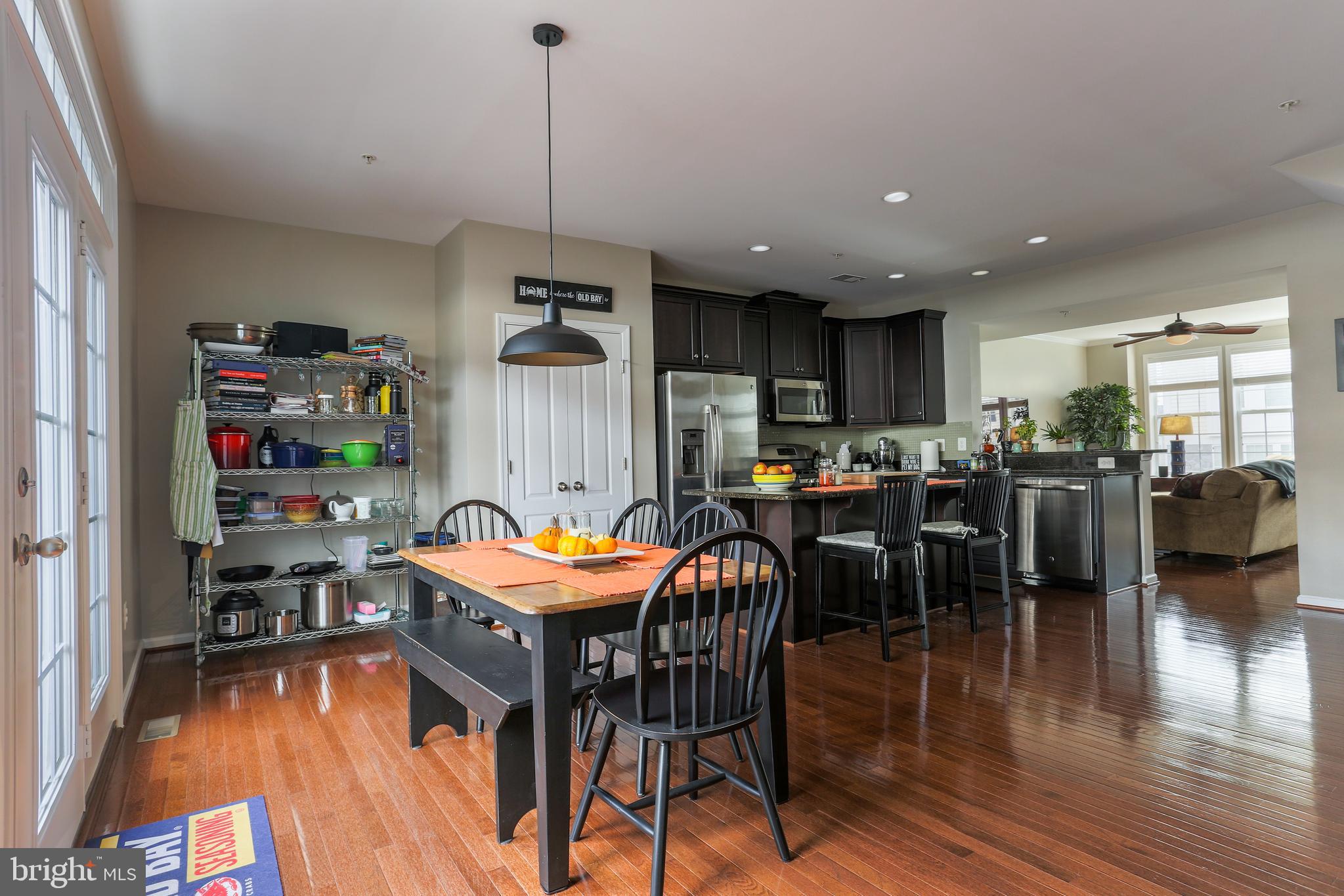 MARKET SQUARE - Residential