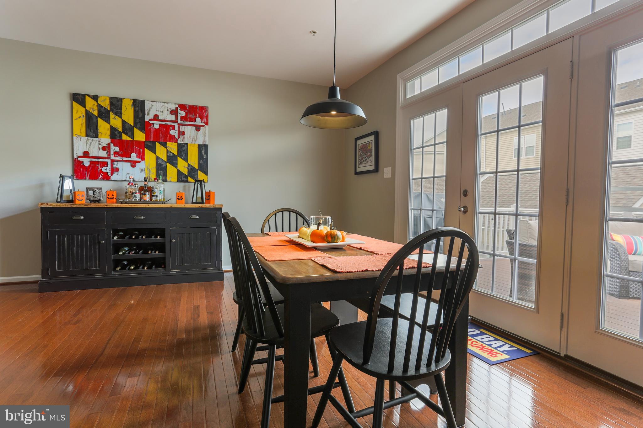 MARKET SQUARE - Residential