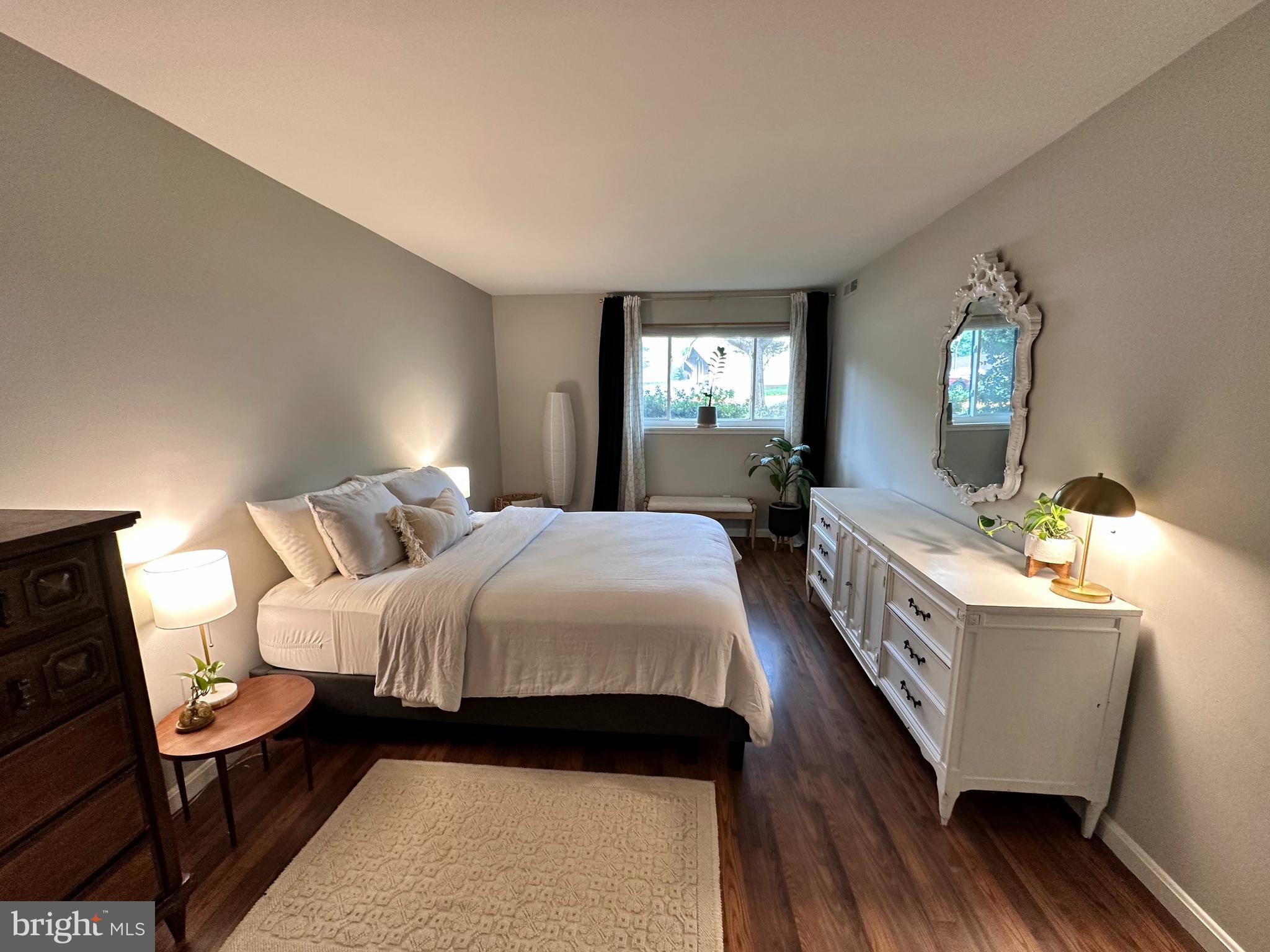 BENTANA PARK - Residential Lease