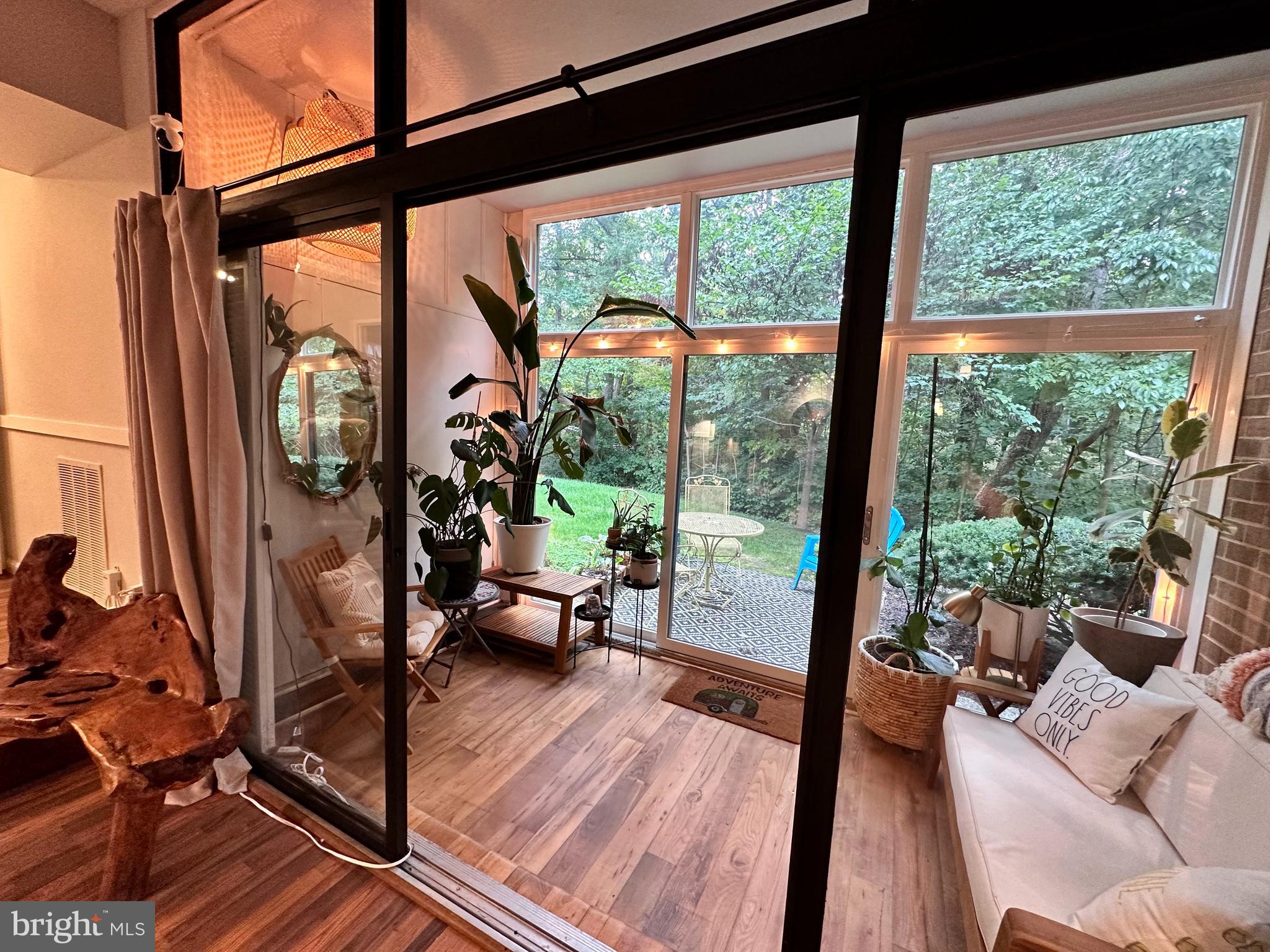 BENTANA PARK - Residential Lease