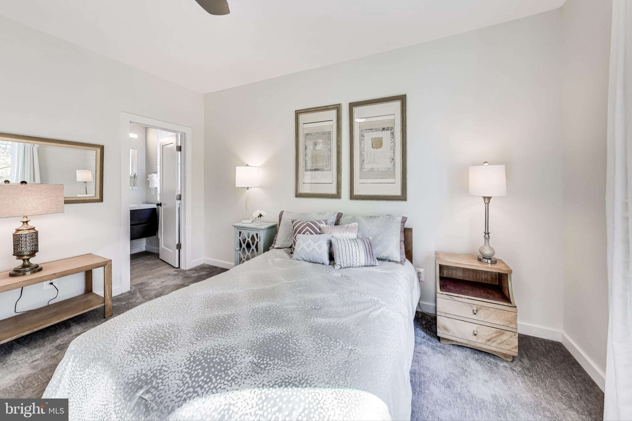 VIENNA WOODS - Residential