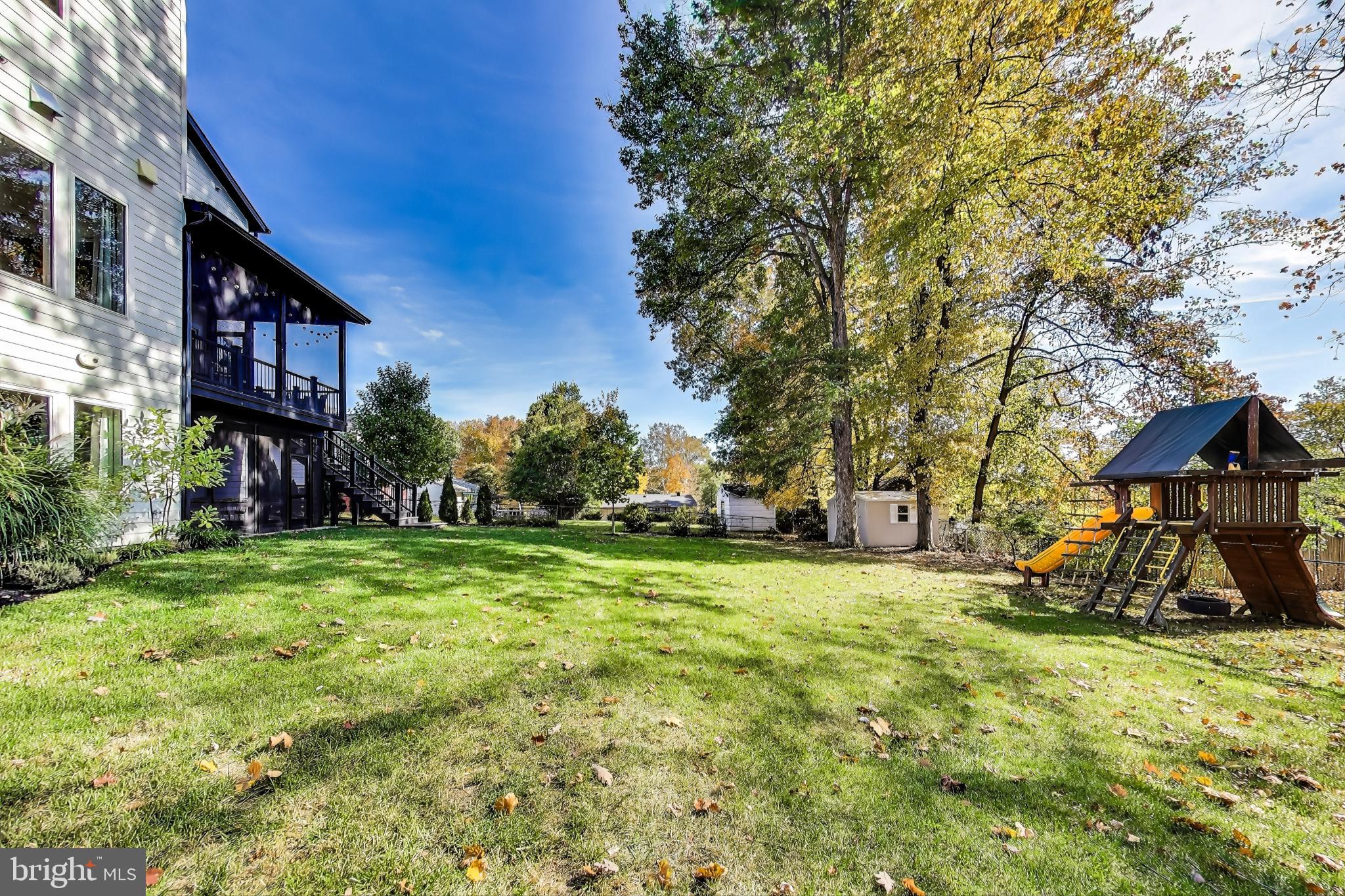 VIENNA WOODS - Residential