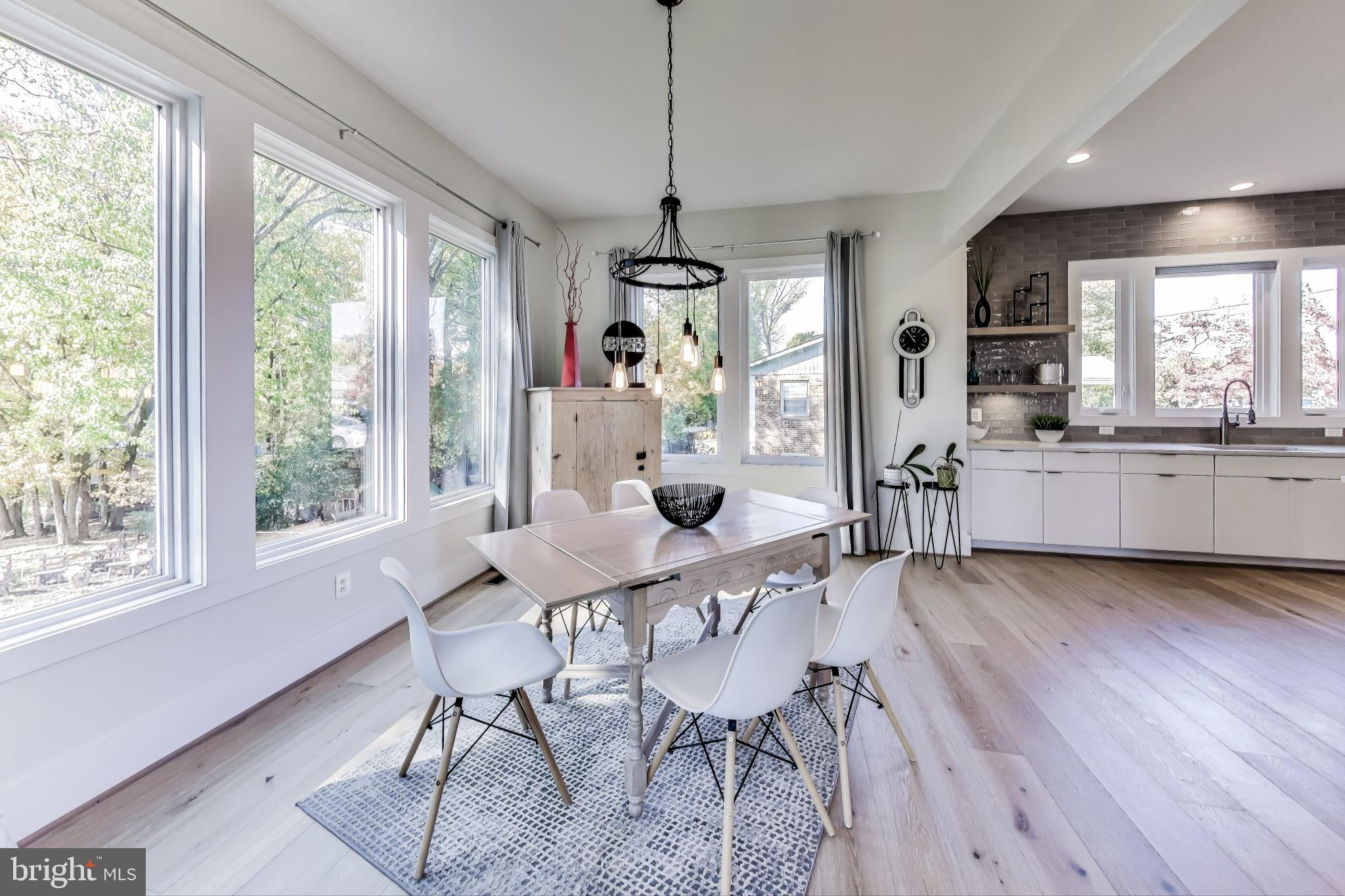 VIENNA WOODS - Residential