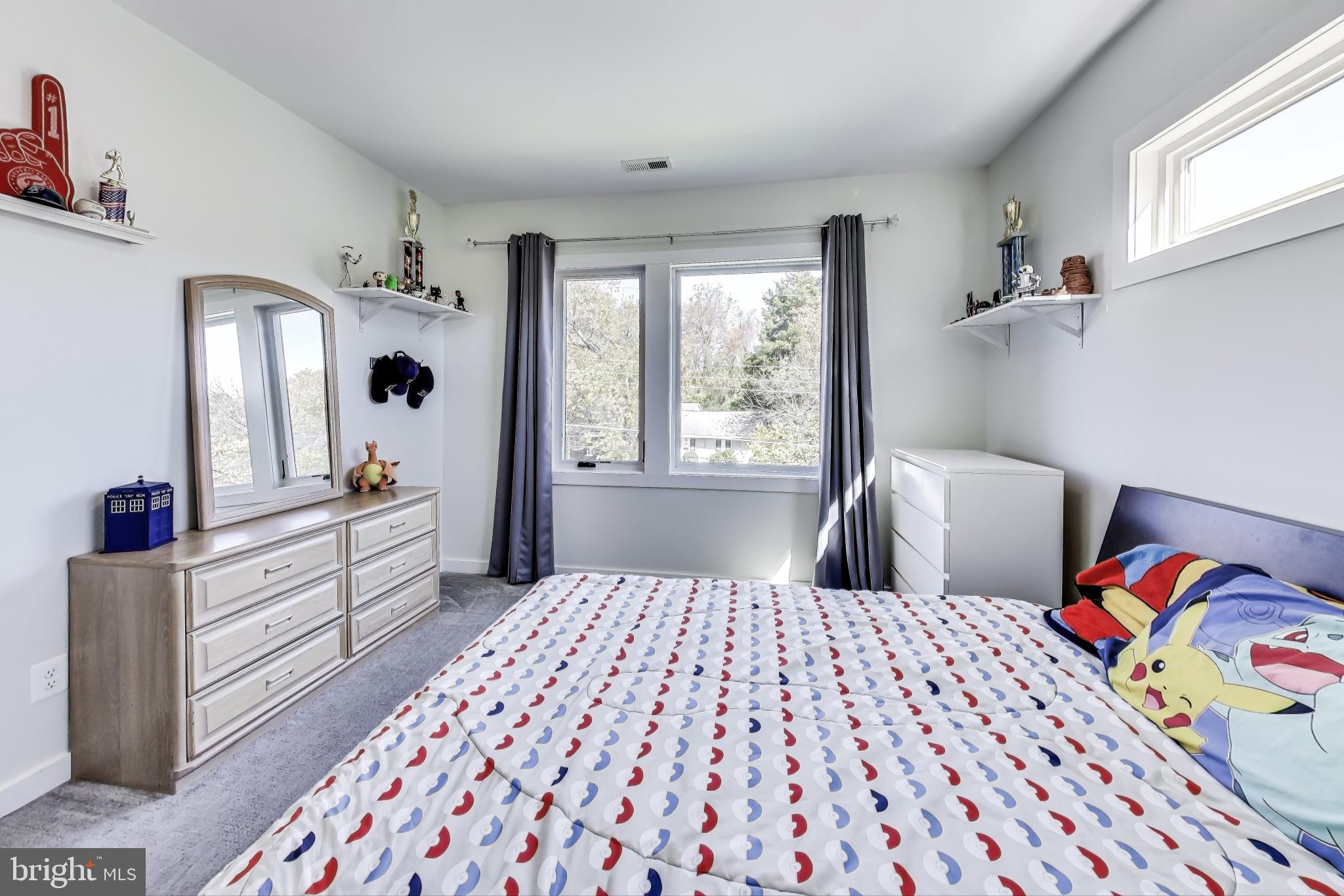 VIENNA WOODS - Residential