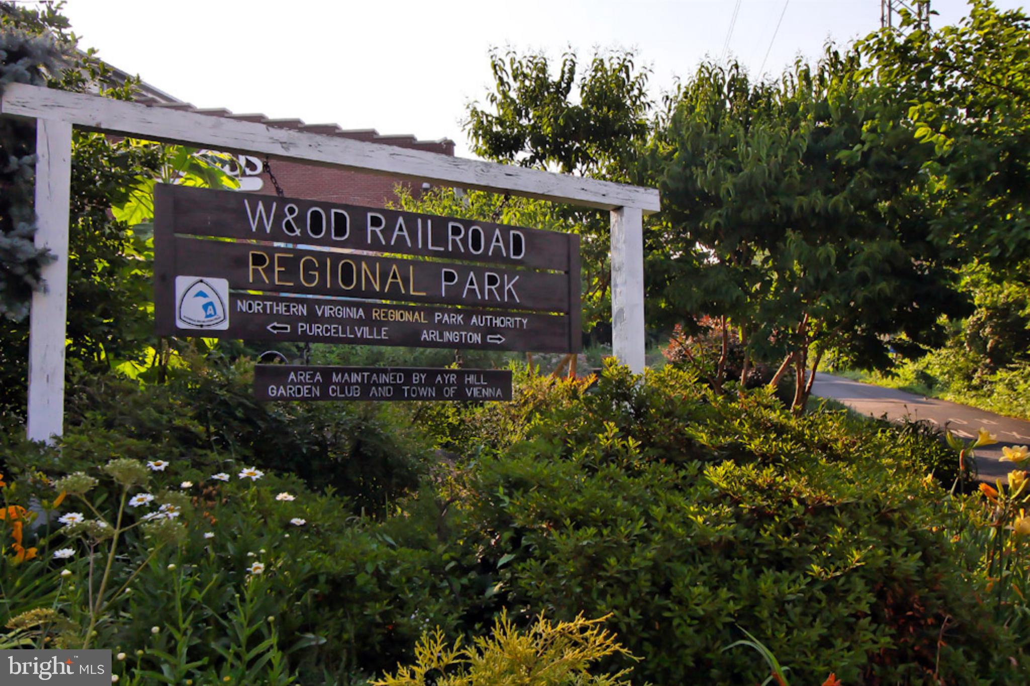 VIENNA WOODS - Residential