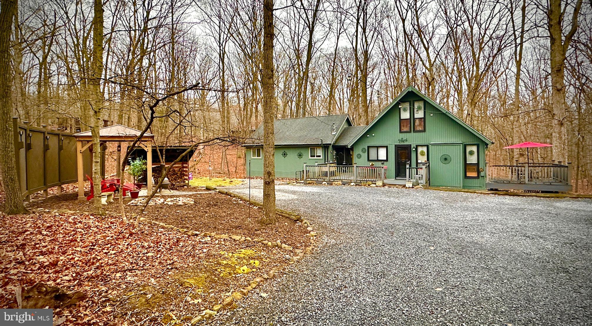 THE WOODS - Residential