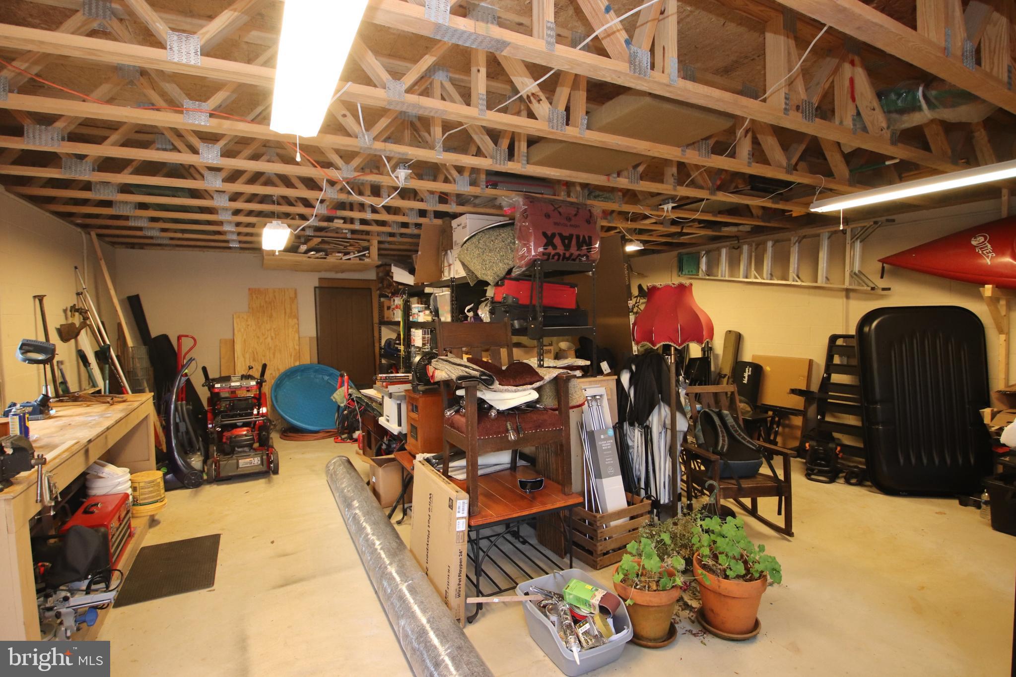 THE WOODS - Residential