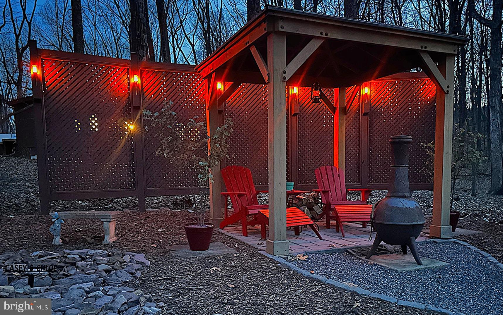 THE WOODS - Residential