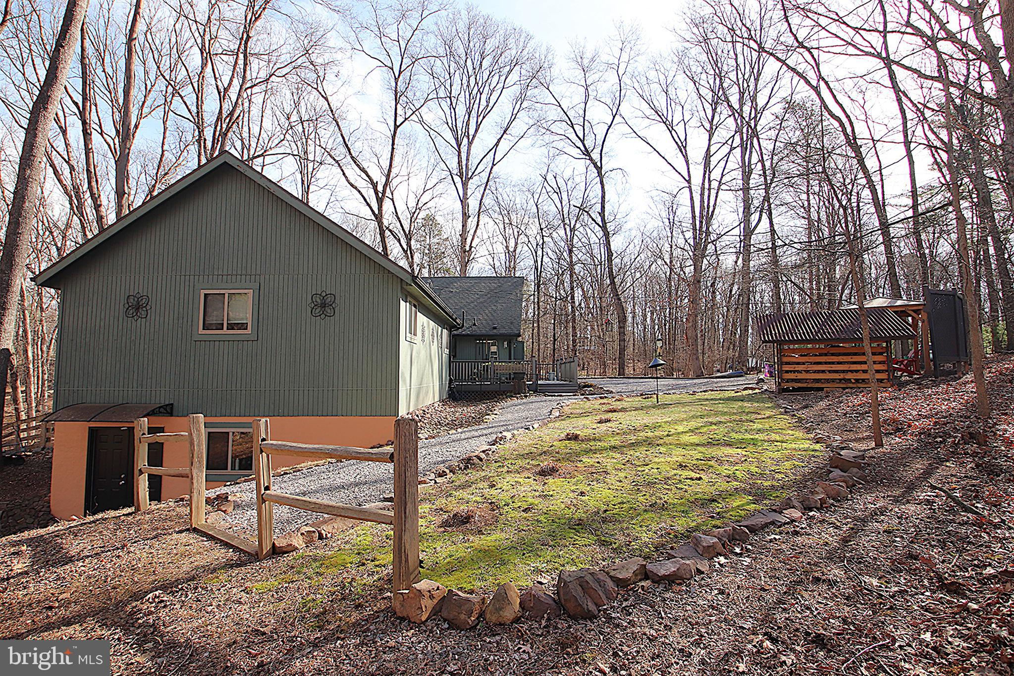 THE WOODS - Residential