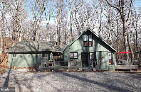 139 BOB WHITE LANE HEDGESVILLE WV 25427