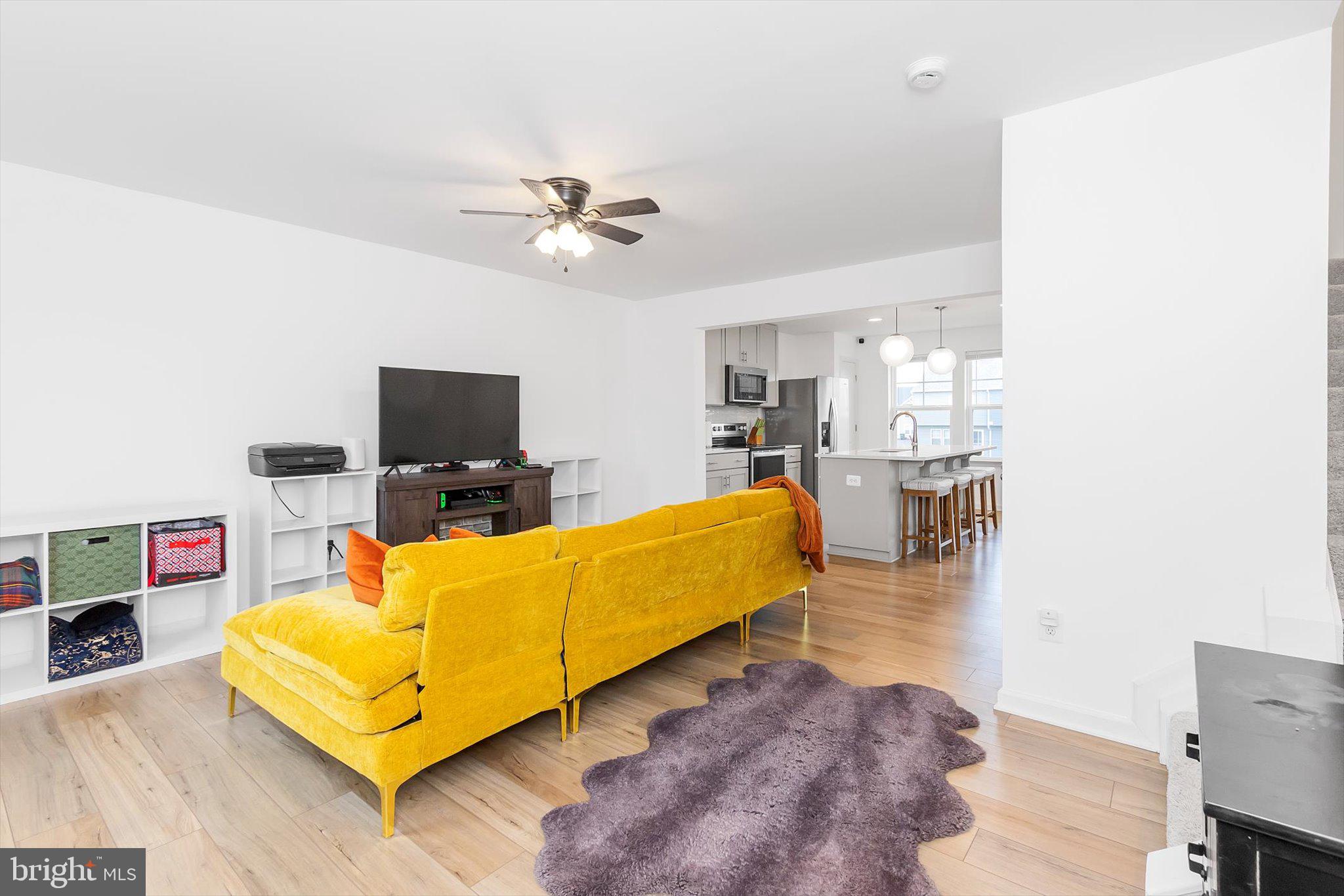 WHISPERING PINES - Residential