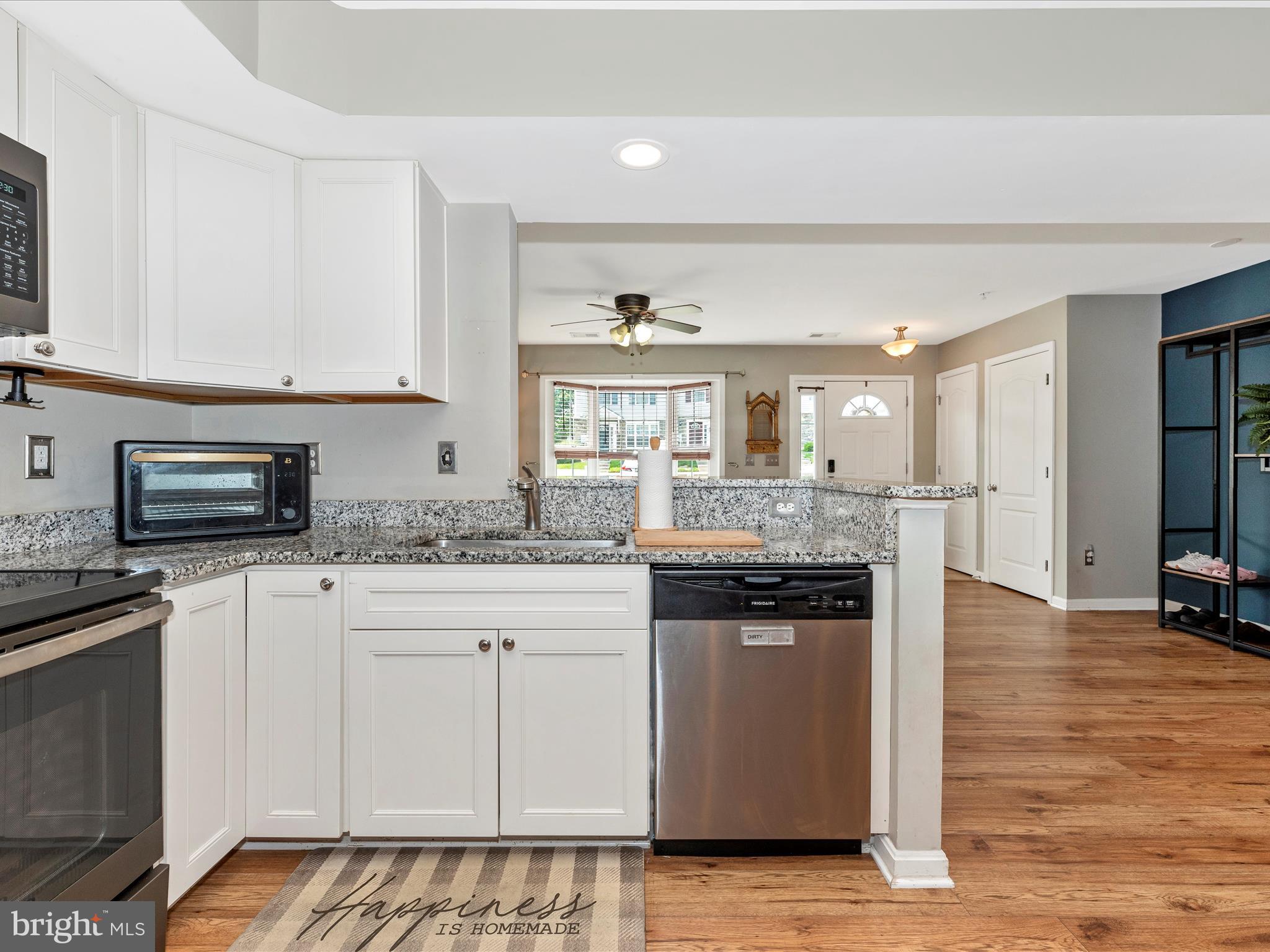 RESERVOIR RIDGE - Residential