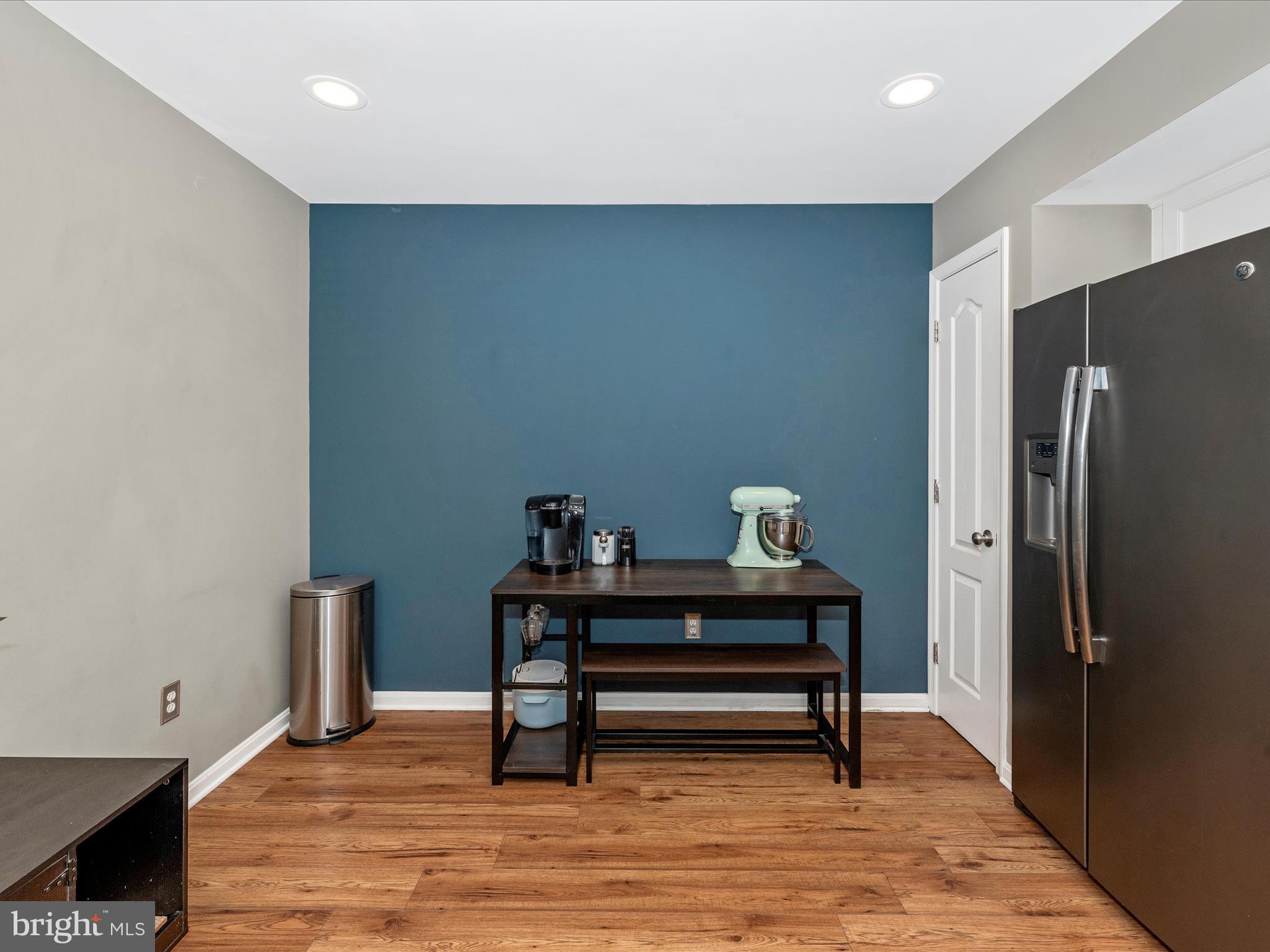 RESERVOIR RIDGE - Residential