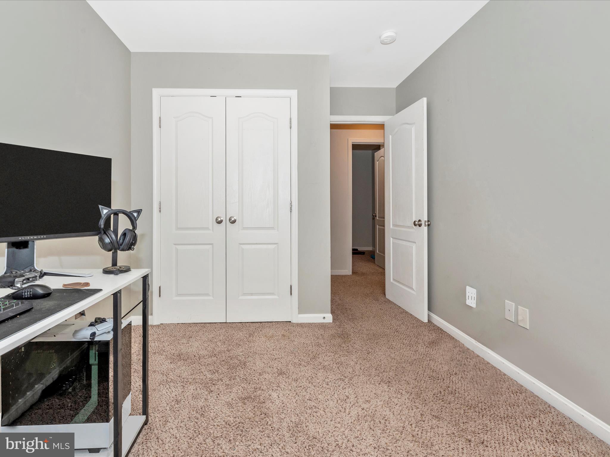 RESERVOIR RIDGE - Residential