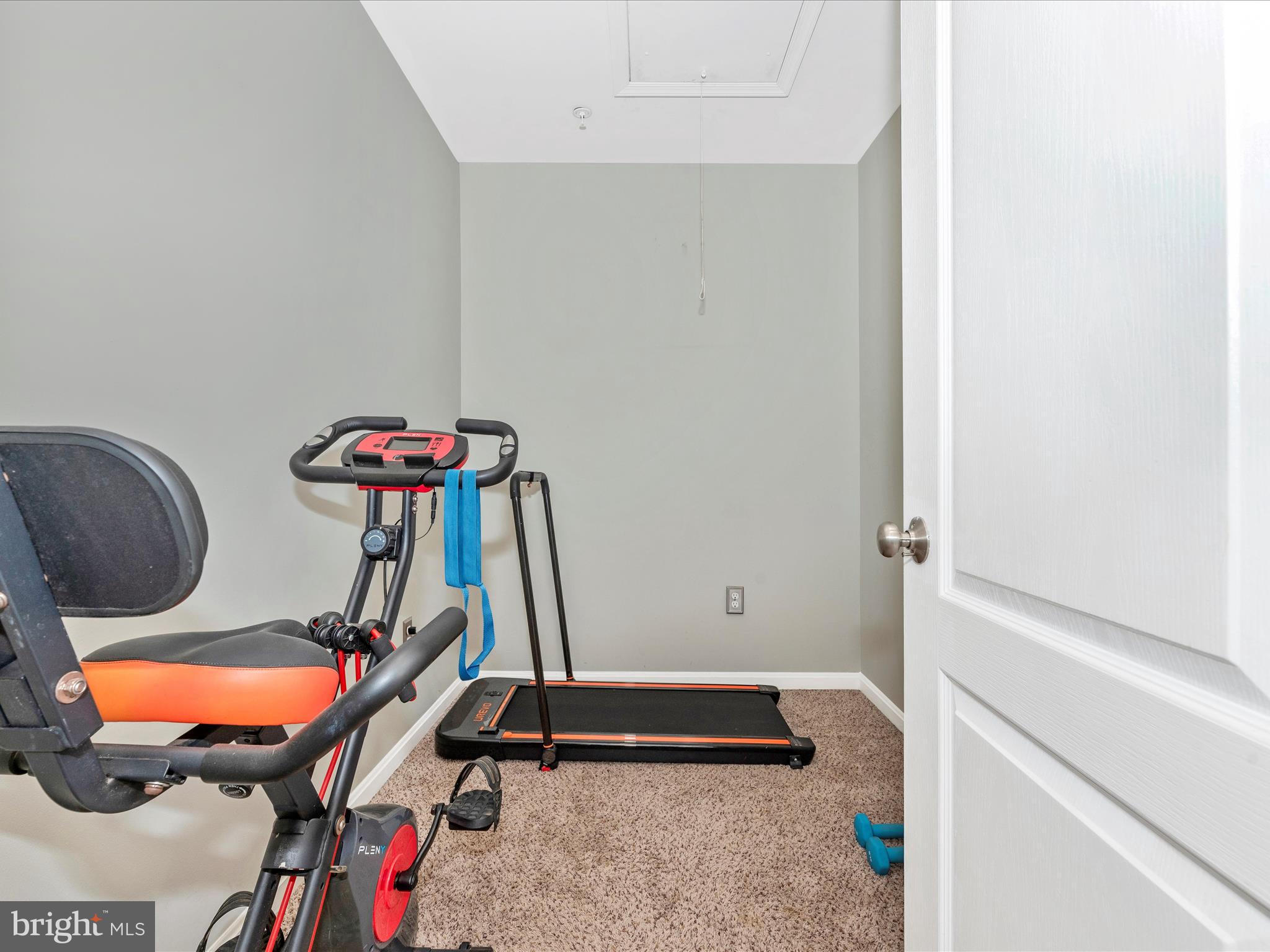 RESERVOIR RIDGE - Residential