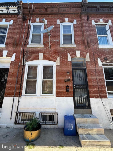 Townhouse For Sale - 2719 Sears Street<br/> PHILADELPHIA, PA 19146