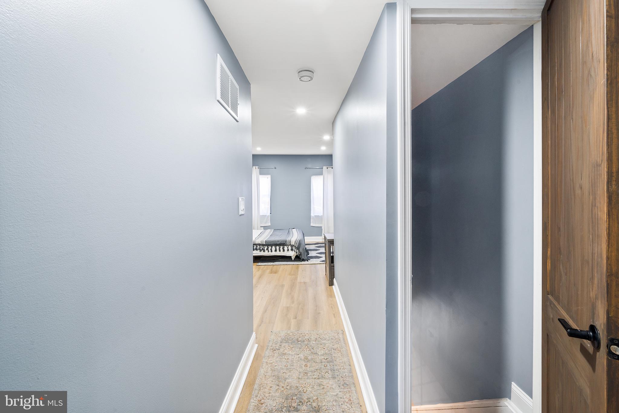 OLDE KENSINGTON - Residential Lease