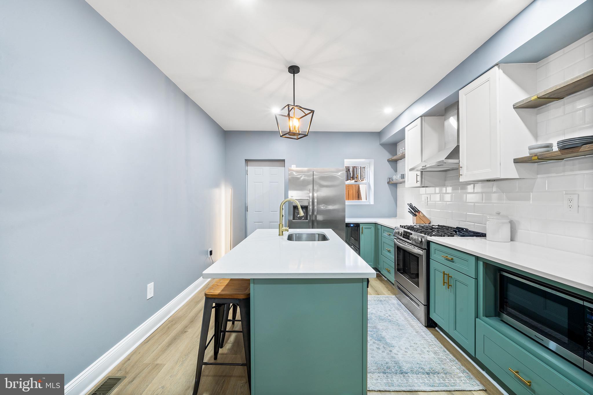 OLDE KENSINGTON - Residential Lease