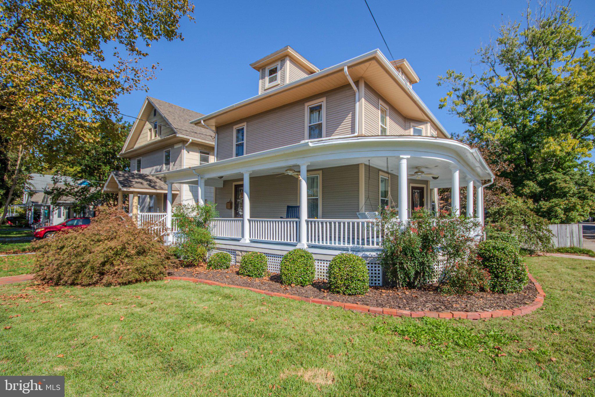201 W LONDON AVENUE