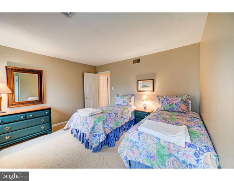 GREEN HILLS - Residential