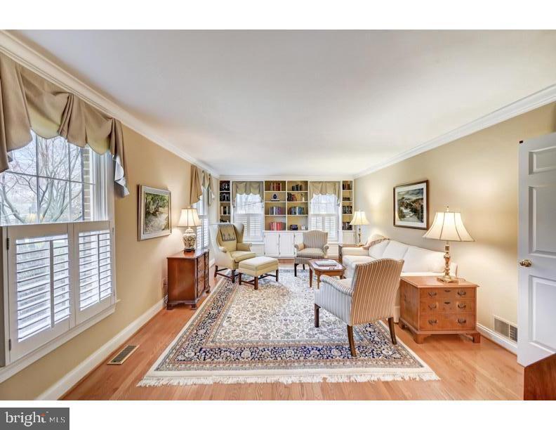 GREEN HILLS - Residential