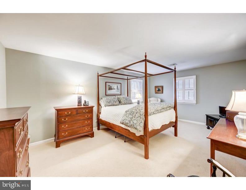 GREEN HILLS - Residential