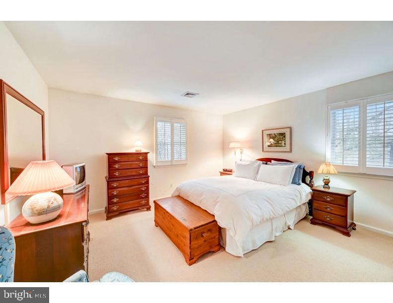 GREEN HILLS - Residential