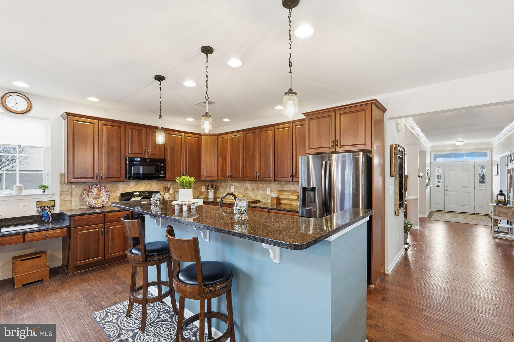 SOUTH RIDING - Residential