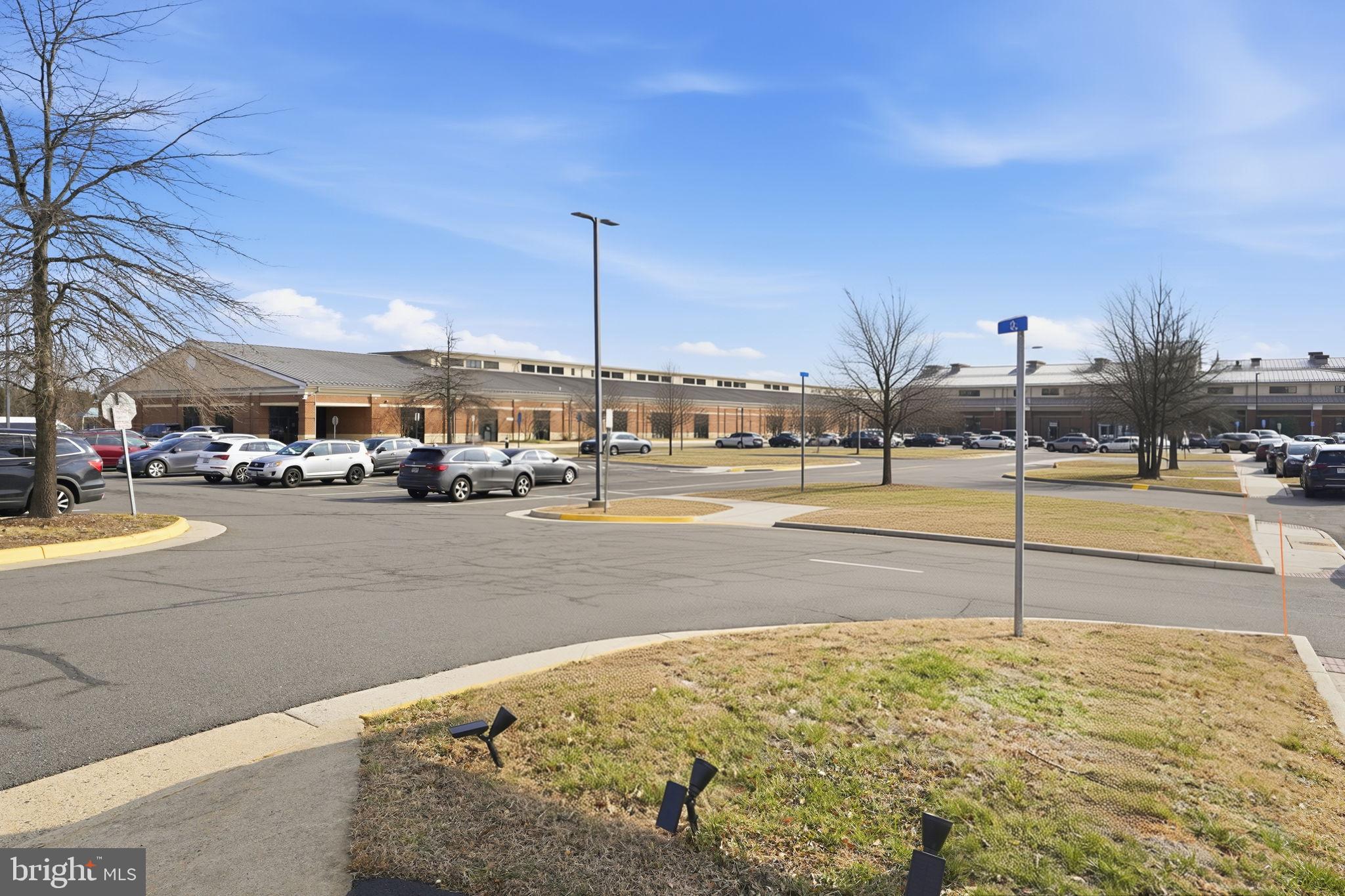 SOUTH RIDING - Residential