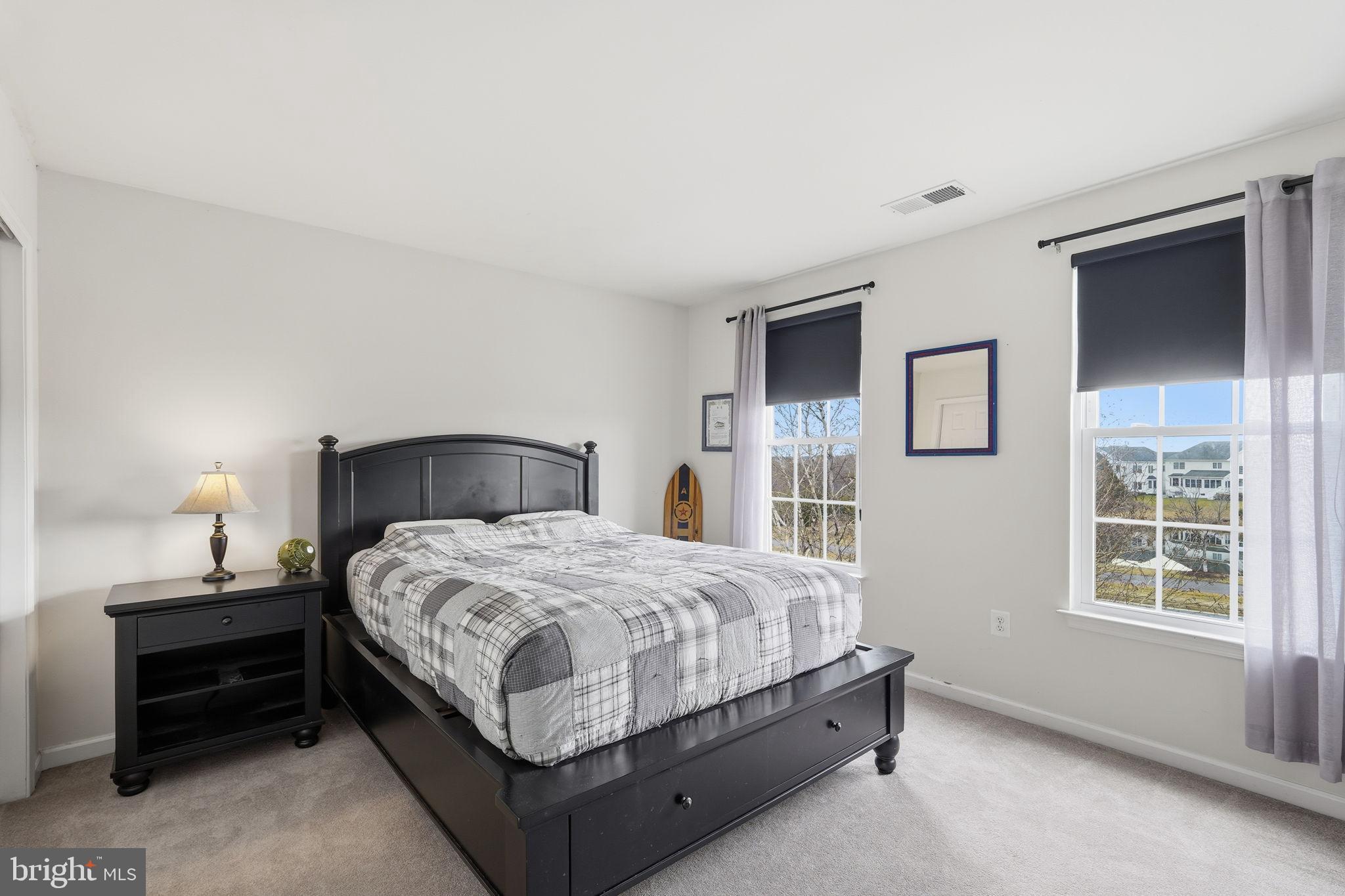 SOUTH RIDING - Residential