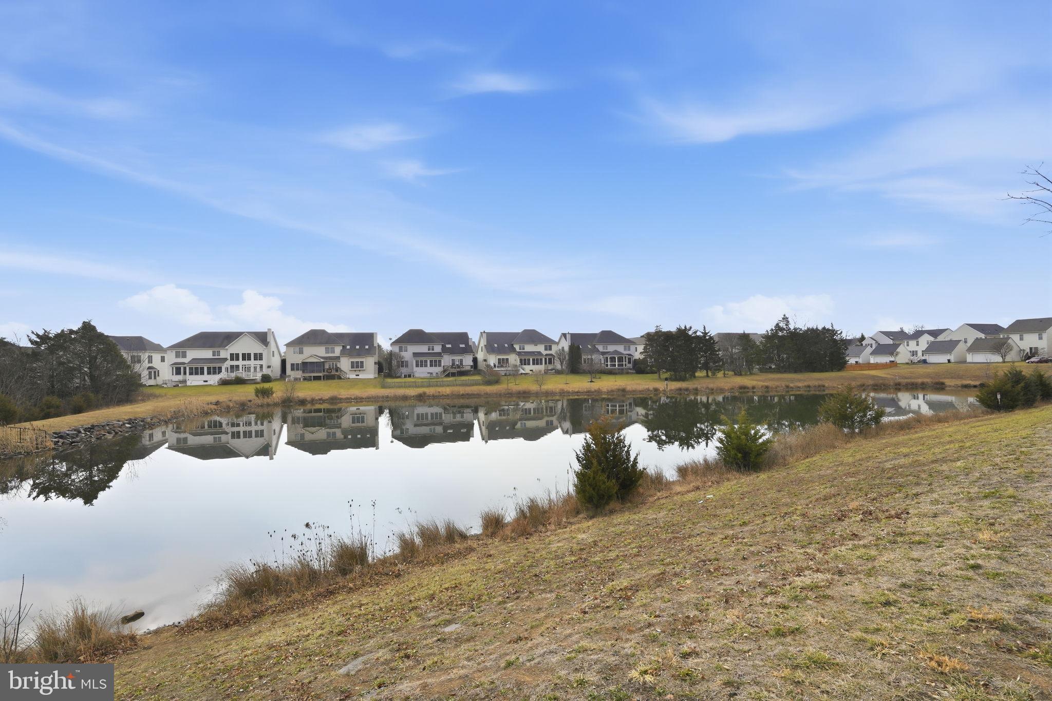 SOUTH RIDING - Residential