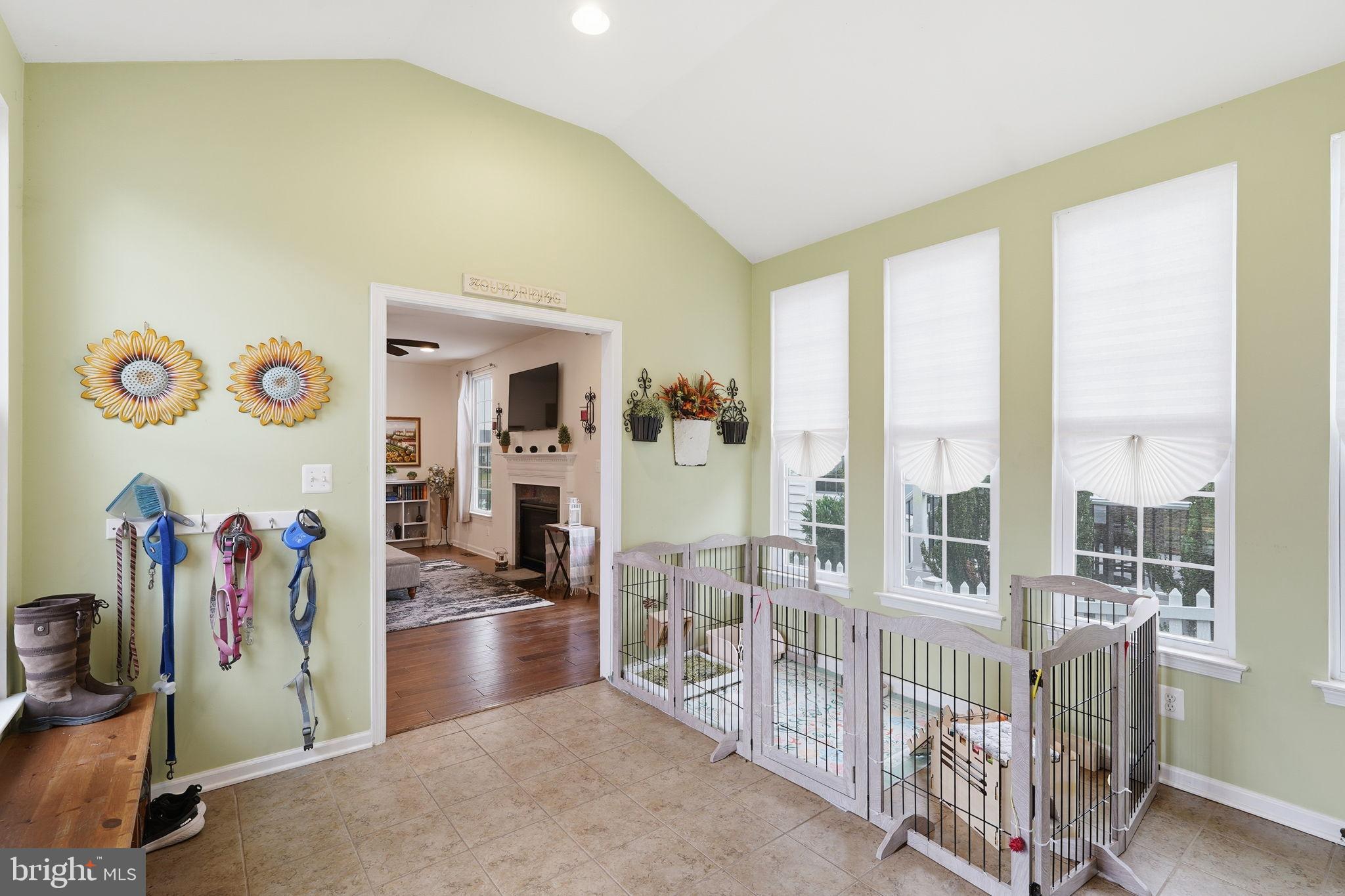 SOUTH RIDING - Residential