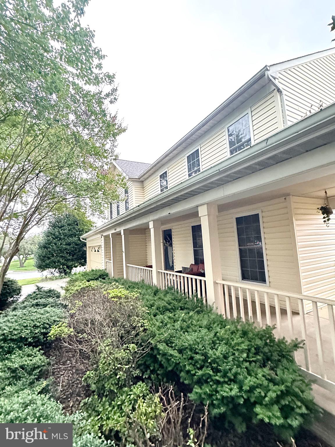 BLOOMS CROSSING - Residential