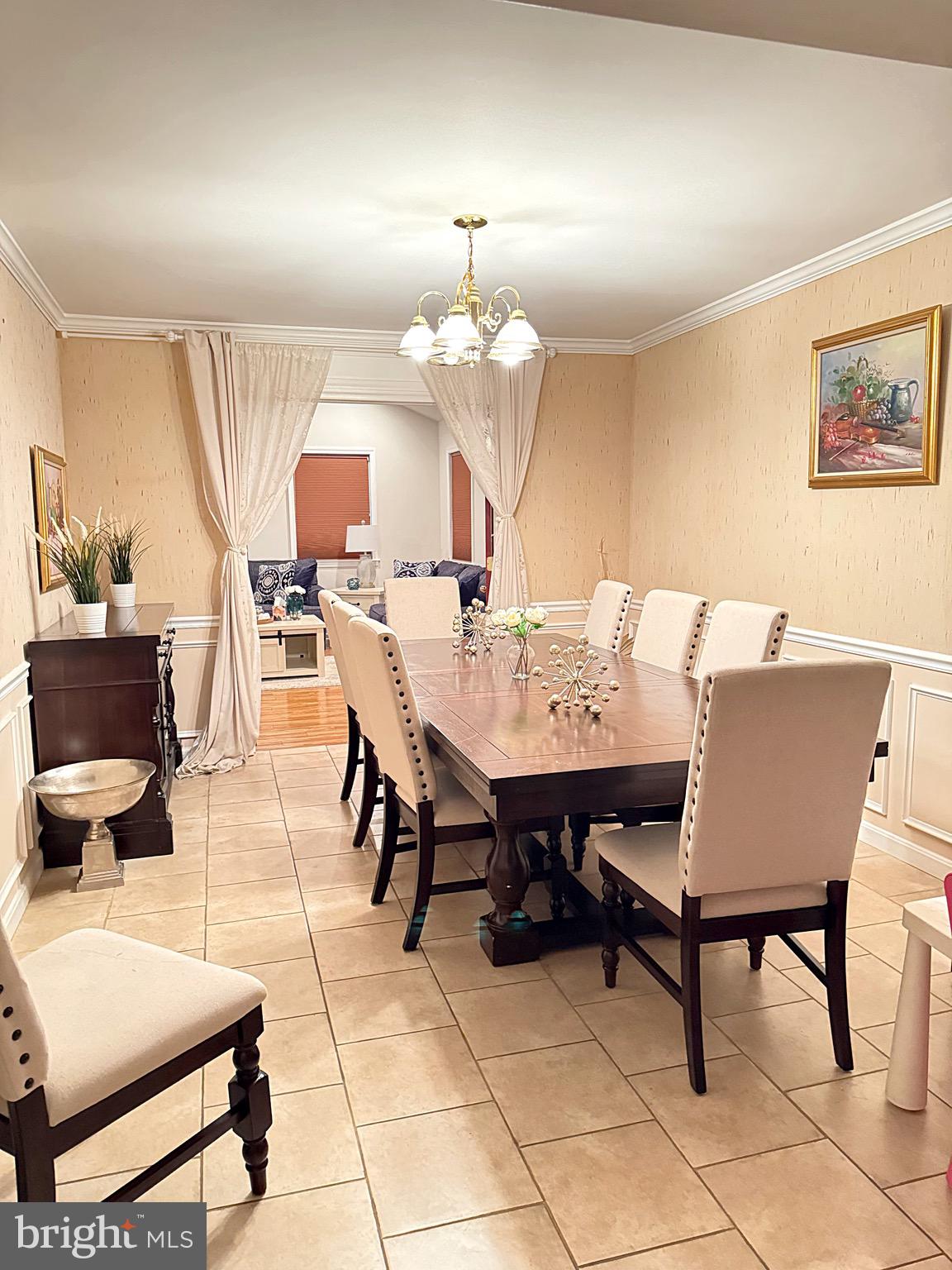 BLOOMS CROSSING - Residential