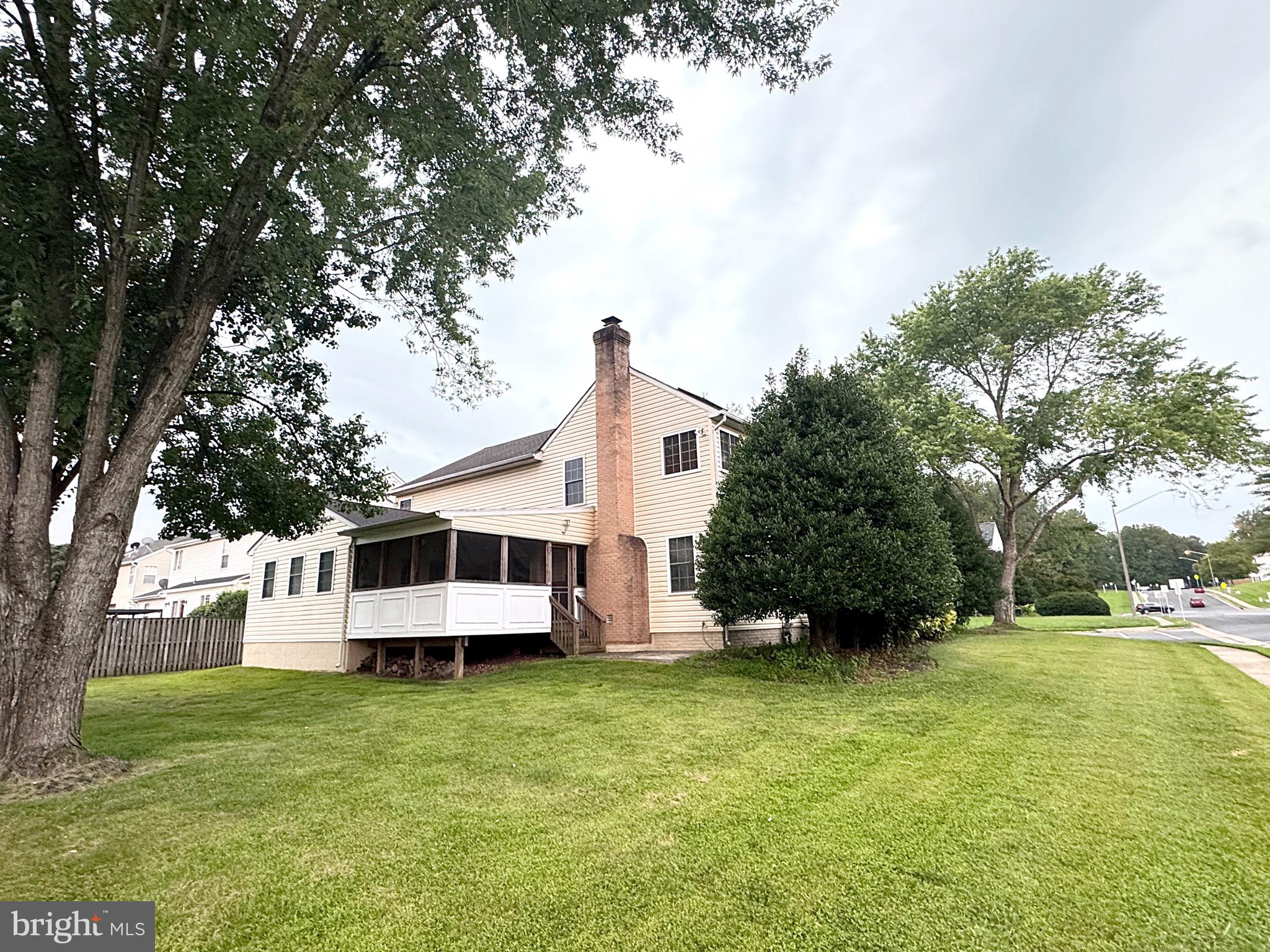 BLOOMS CROSSING - Residential