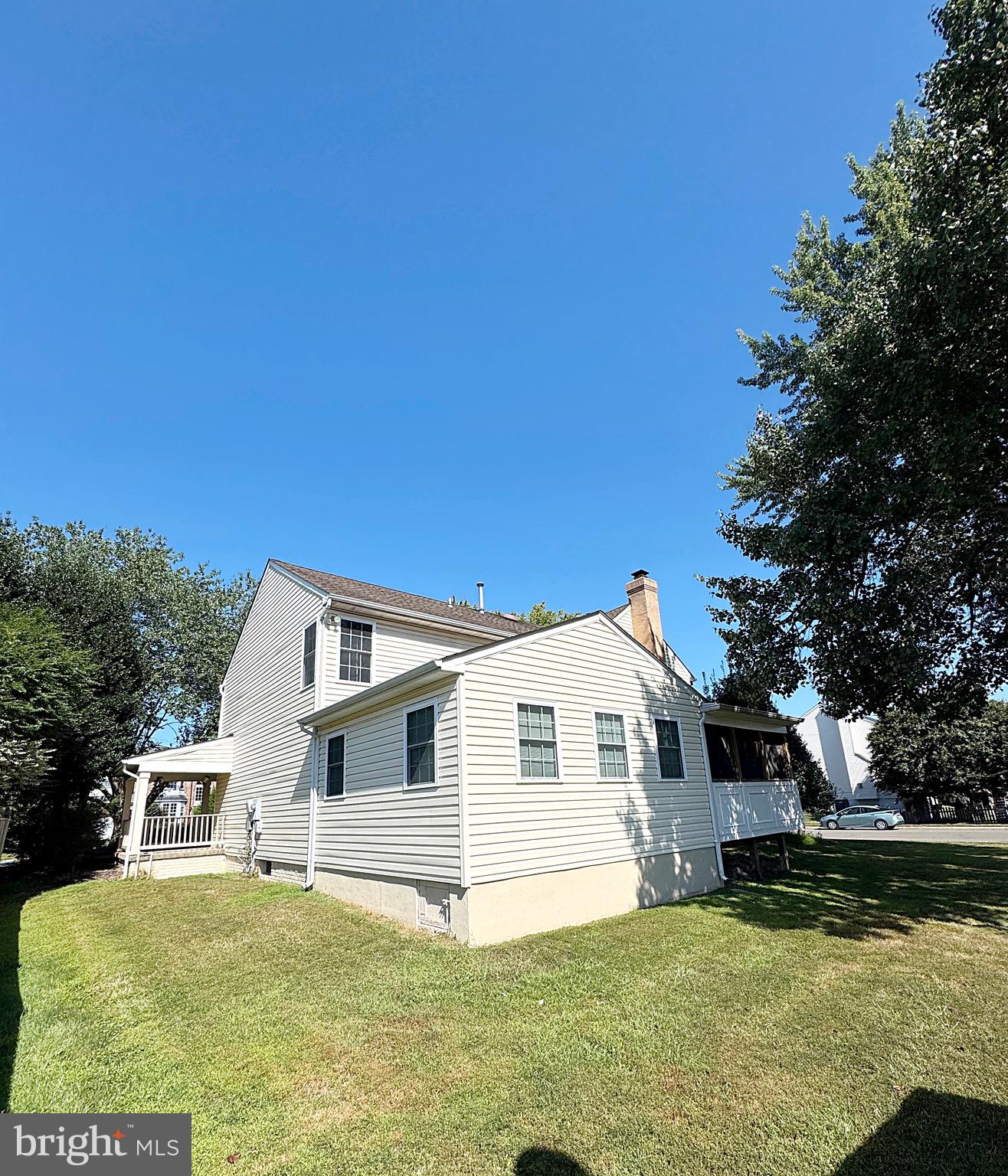 BLOOMS CROSSING - Residential