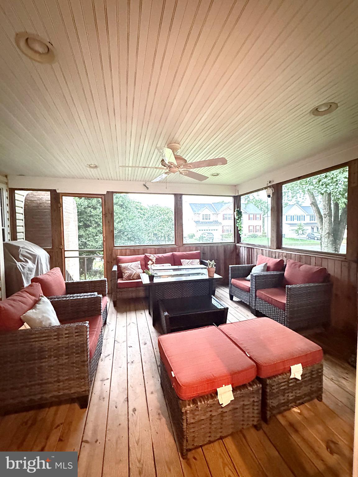 BLOOMS CROSSING - Residential