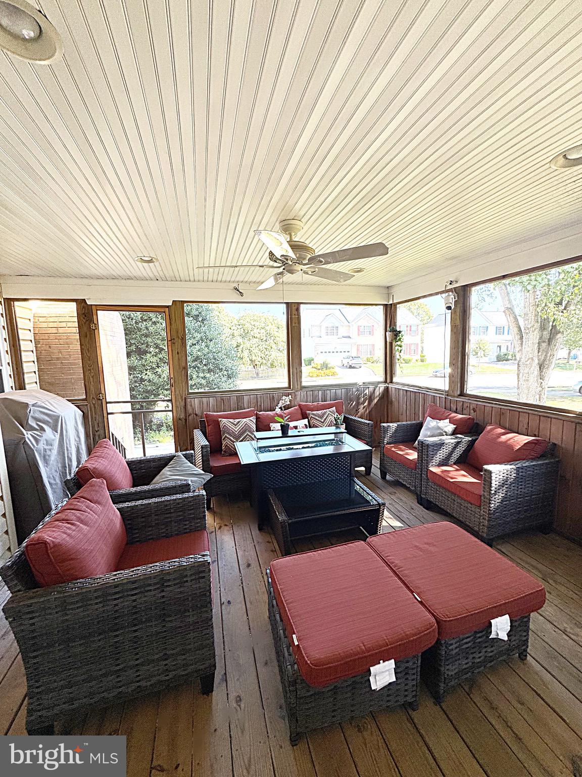 BLOOMS CROSSING - Residential