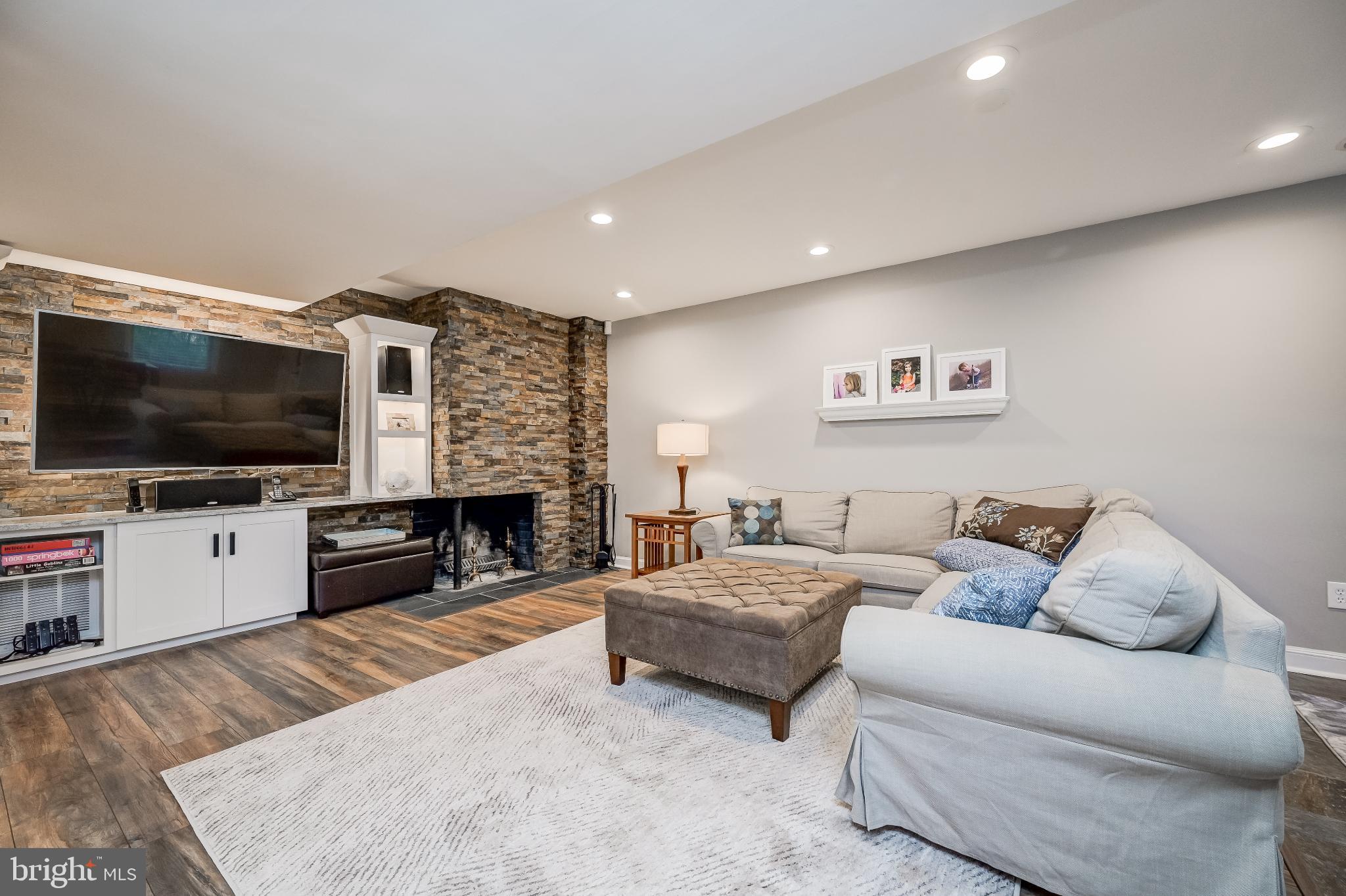 GLEN ECHO HEIGHTS - Residential