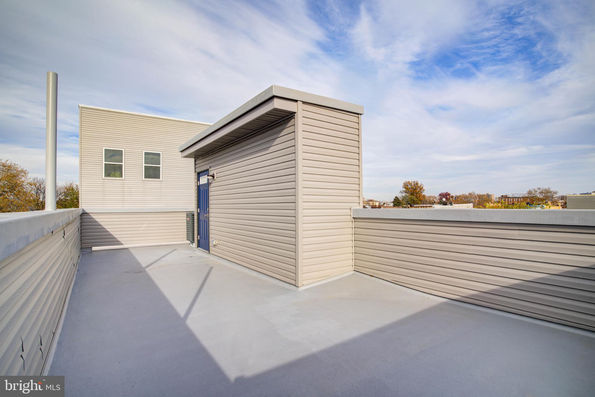 WALNUT HILL - Residential Income