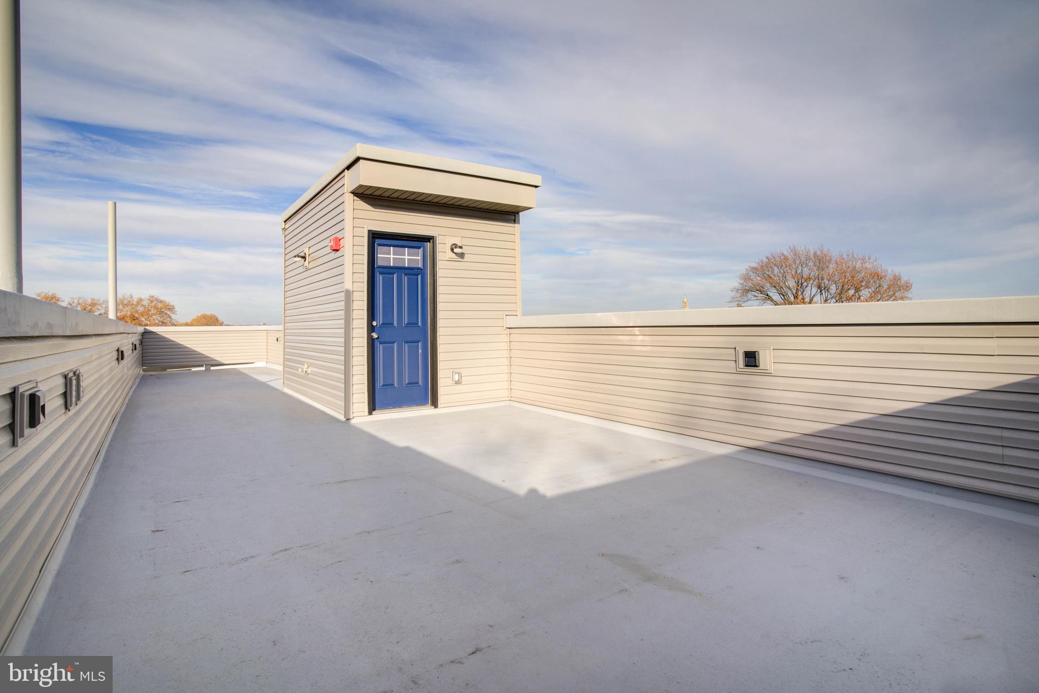 WALNUT HILL - Residential Income