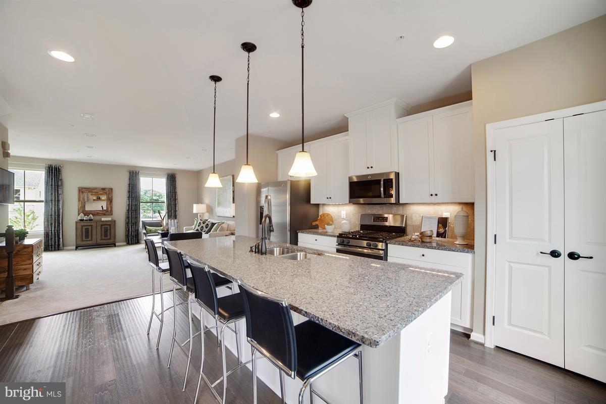 PARKSIDE - Residential