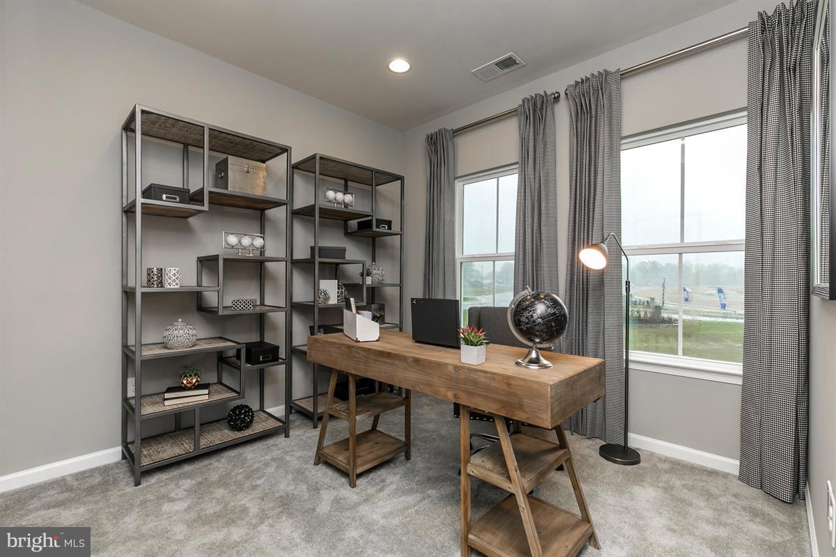 PARKSIDE - Residential