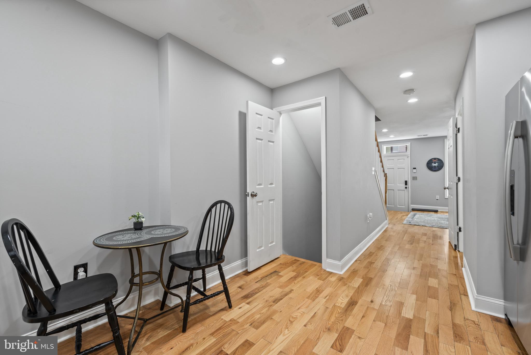 JOHNS HOPKINS - Residential Lease
