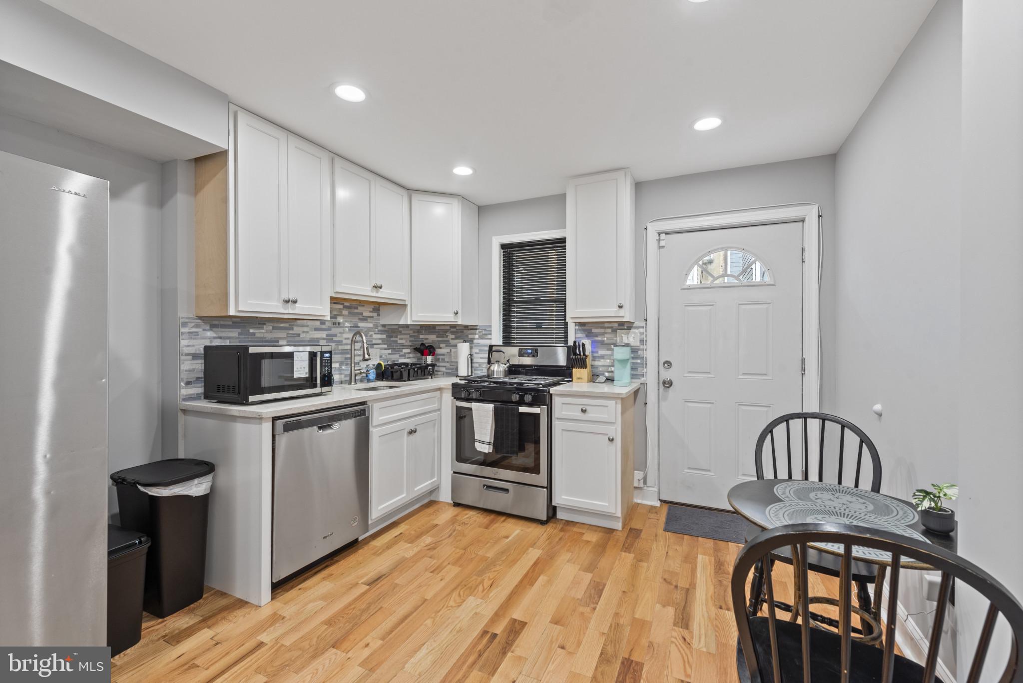JOHNS HOPKINS - Residential Lease