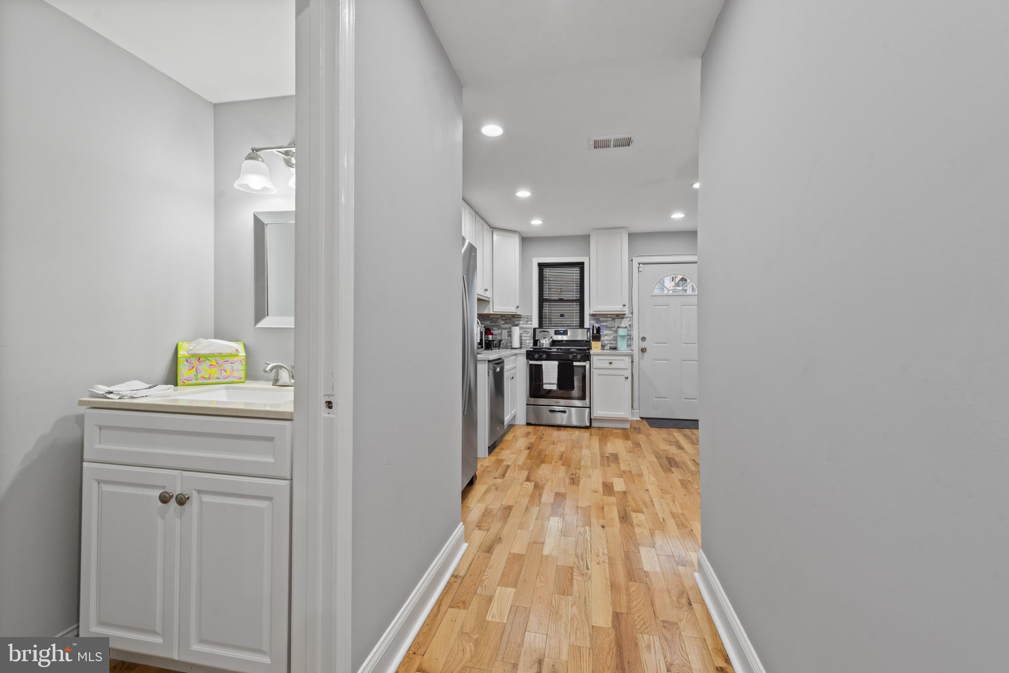 JOHNS HOPKINS - Residential Lease