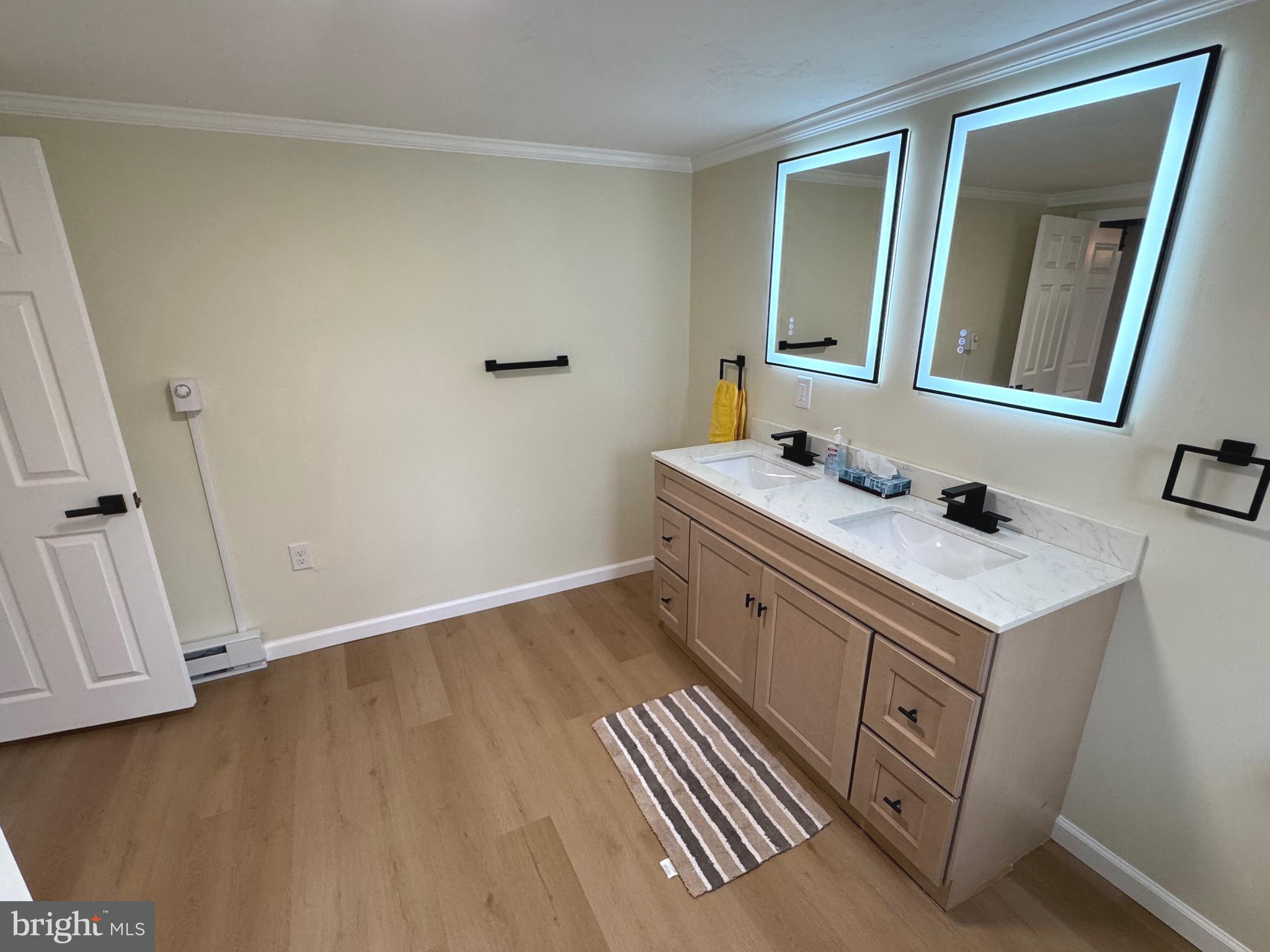 MANCHESTER - Residential