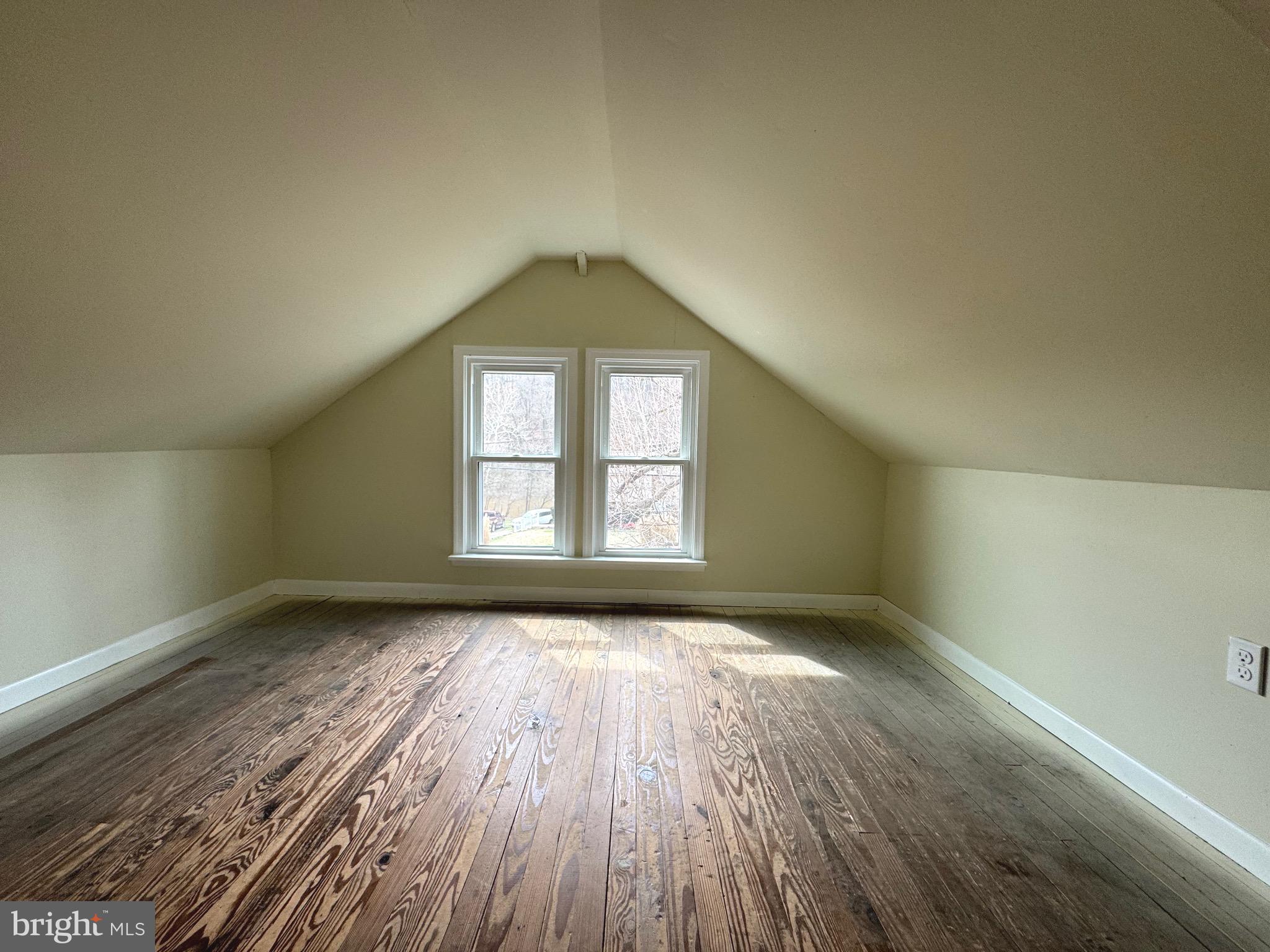 MANCHESTER - Residential